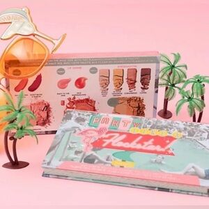 Benefit Party Like a Flockstar Makeup Set